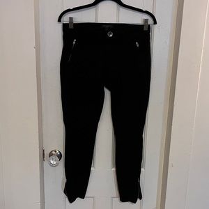 Banana Republic black skinny jeans, size 2, zipper details